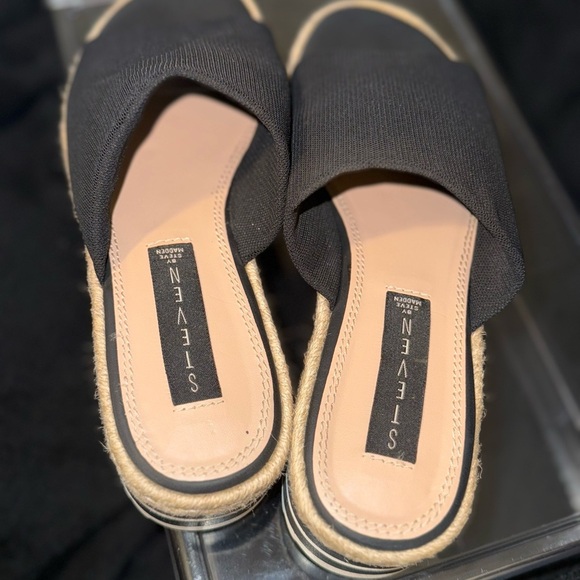 Seven7 Black Espadrille Platform Sandals - Picture 11 of 12